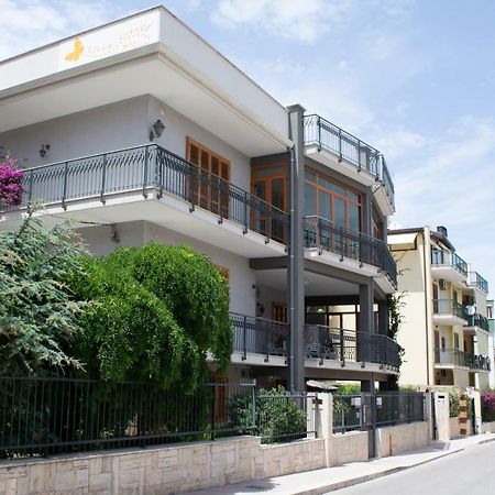 Villa Franca Mini Appartamenti Bisceglie Exteriör bild