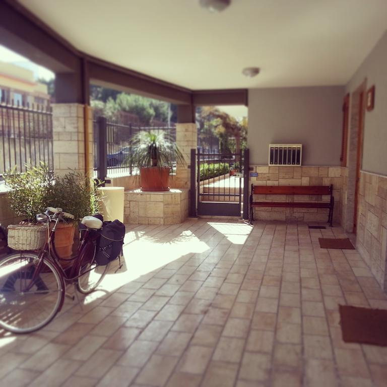Villa Franca Mini Appartamenti Bisceglie Exteriör bild