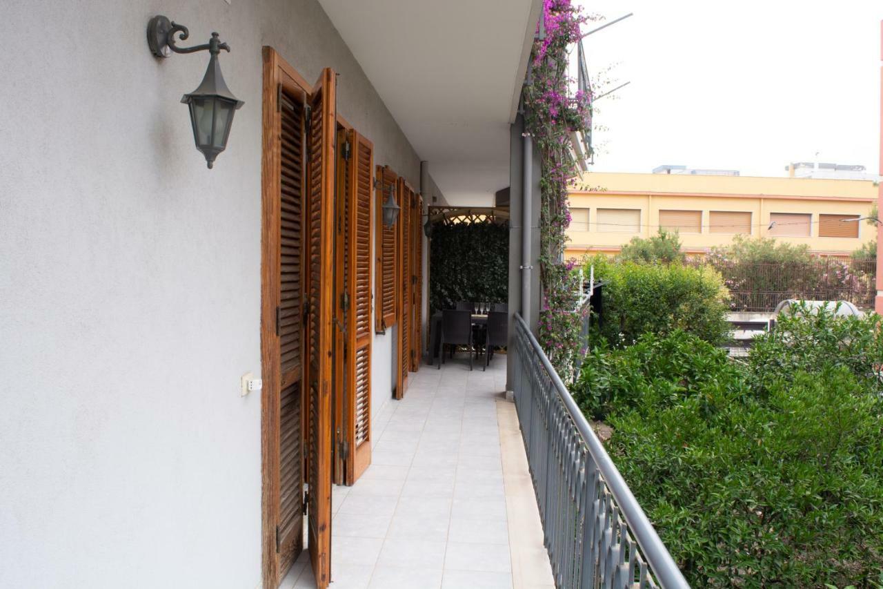 Villa Franca Mini Appartamenti Bisceglie Exteriör bild